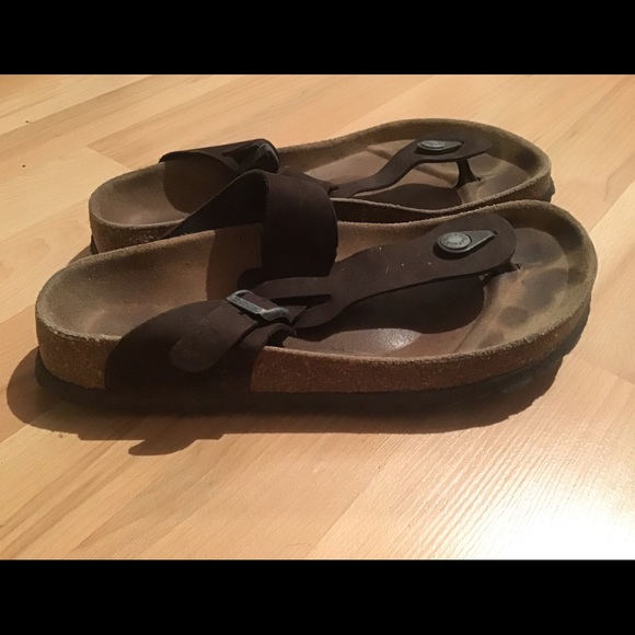 Brown sandals (off-shoot company of Birkenstock) - Picture 2 of 2